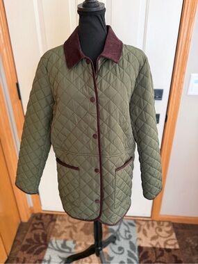 New Jones New York olive green brown corduroy diamond quilted barn jacket. Large